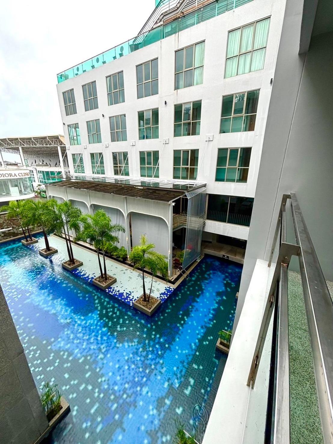 The Kee Resort & Spa Patong Ngoại thất bức ảnh